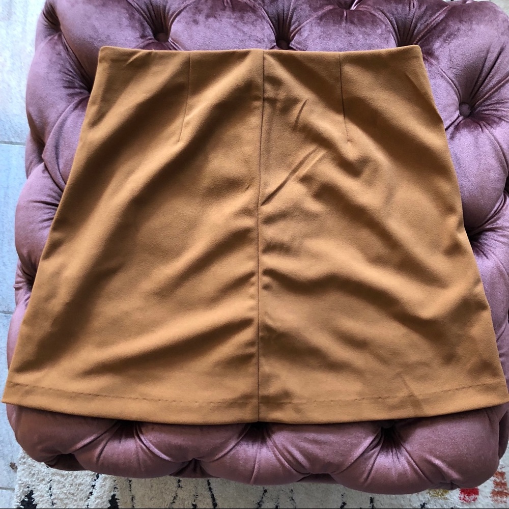 Eci Skirt, Camel color, Size Small - Picture 3 of 3